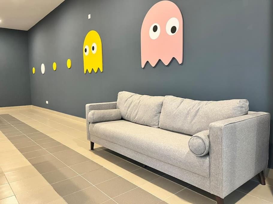 Alanis Residence 3BR + Netflix Apartment in Selangor, Malaysia
