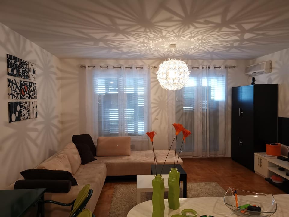 Apartment Royal Savina-free garage Apartment in Montenegro