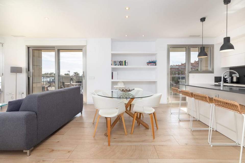 Kitchen or kitchenette, Living room, Dining area
