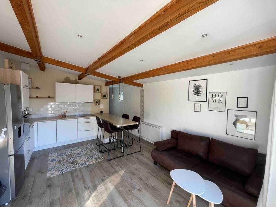 TV and multimedia, Kitchen or kitchenette, Living room, Seating area, Dining area, dishwasher, minibar, pet friendly