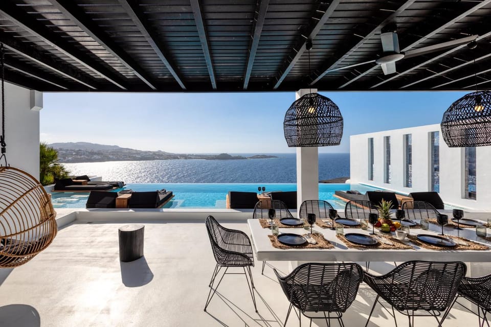 Natural landscape, View (from property/room), Dining area, Pool view, Sea view, Swimming pool