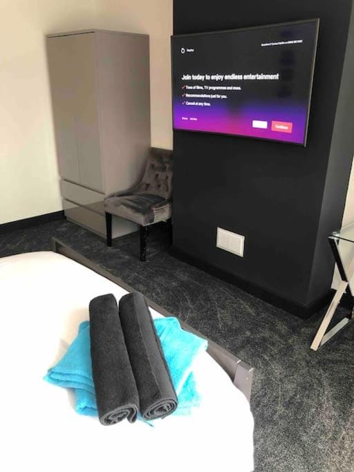 TV and multimedia, Bedroom