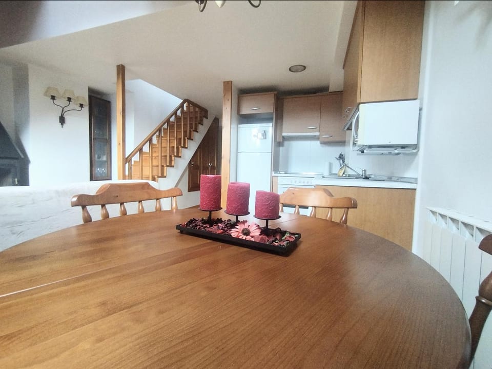 CHECK-IN CASAS Casa Puntarron Apartment in Benasque