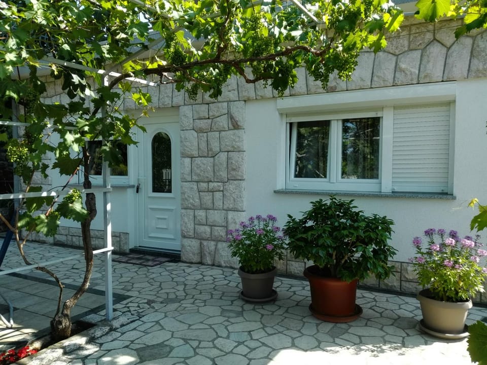 Apartments Desiree & Daniel Apartment in Primorje-Gorski Kotar County