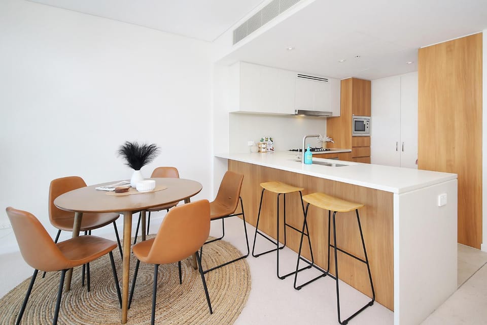 Panoramic 3-Bedroom Skyscape with Free Parking Apartment in Kangaroo Point