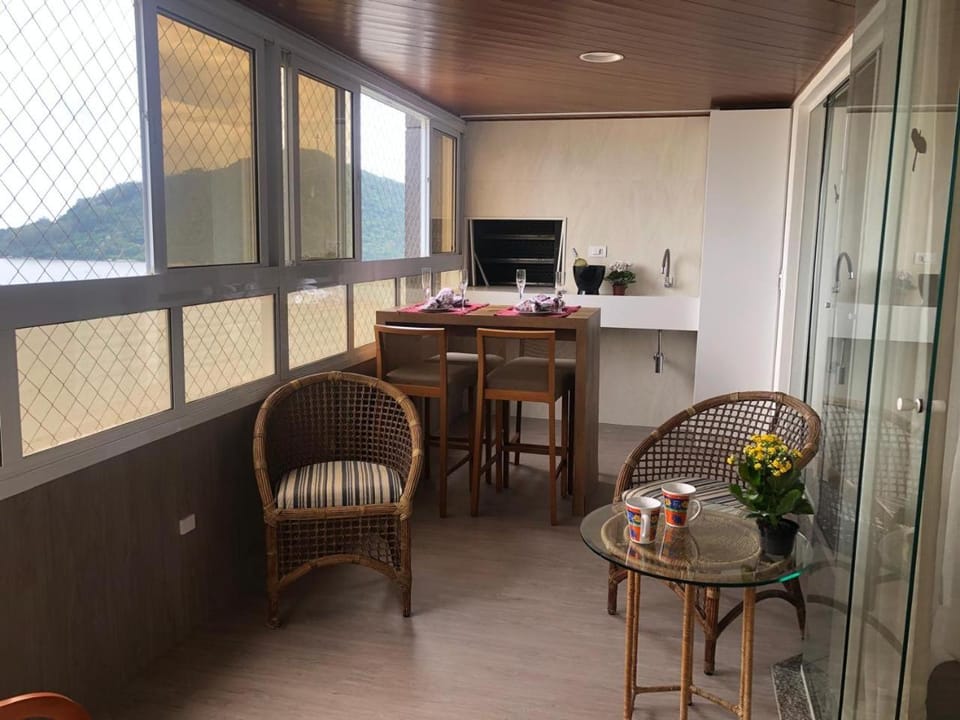Apartamento frente ao mar. Amplo e confortável. Apartment in Camboriú