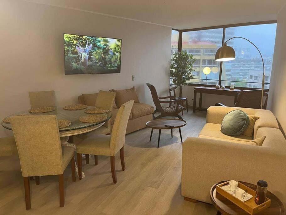 Depto San Martín a pasos Muelle con estacionamient Apartment in Vina del Mar