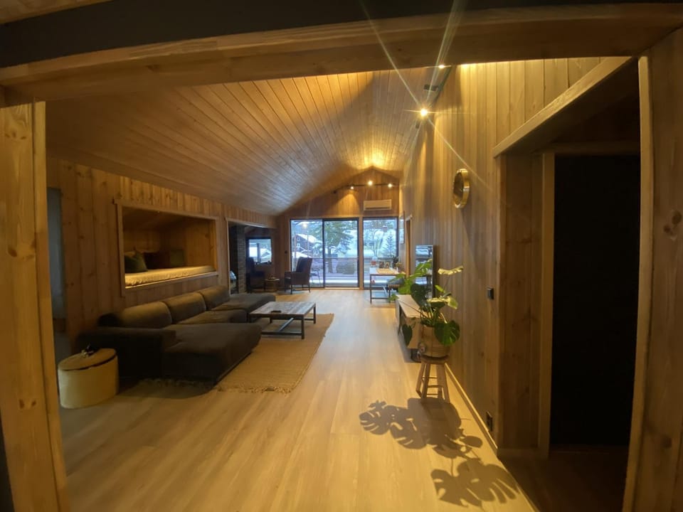 Communal lounge/ TV room, Living room