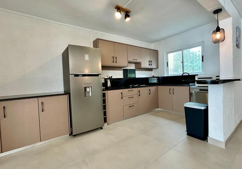 Kitchen or kitchenette, dishwasher, minibar, pet friendly, stove