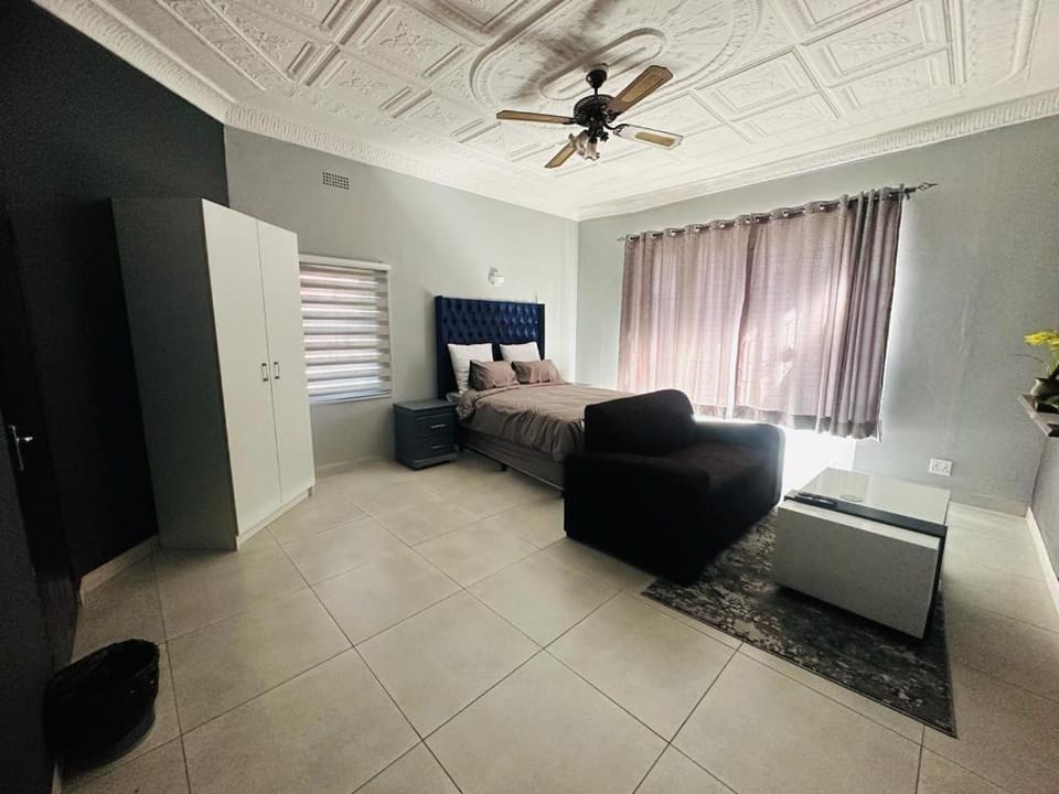6 the Curve Unit 19 Vacation rental in Johannesburg