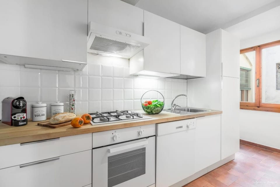 Kitchen or kitchenette, kitchen