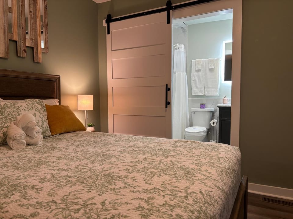 Bathroom, Bedroom