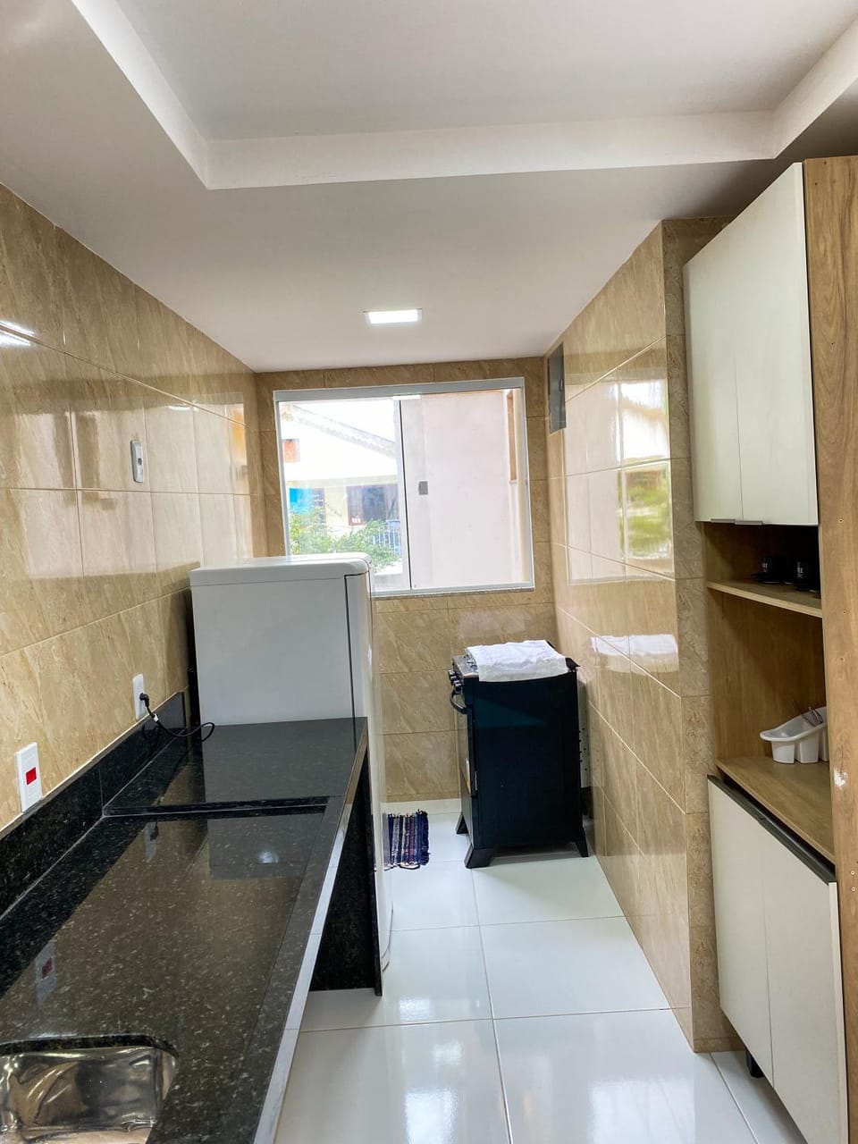 Kitchen or kitchenette, oven, stove
