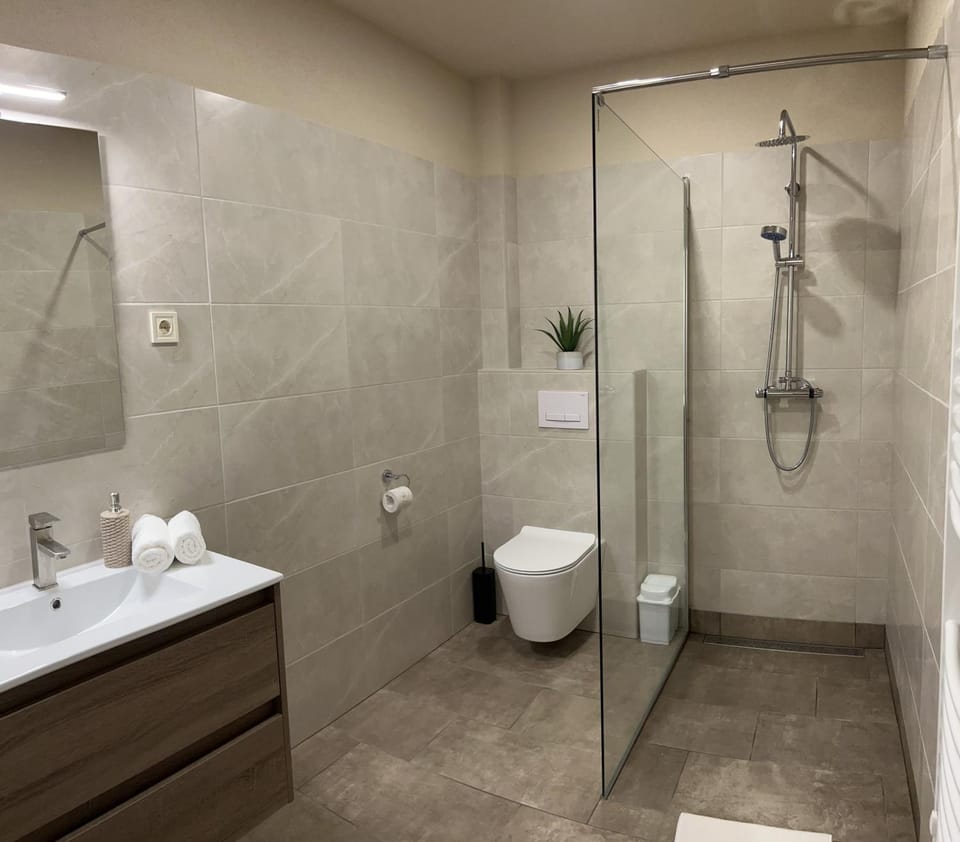 Seregély Vendégház Bed and Breakfast in Hungary