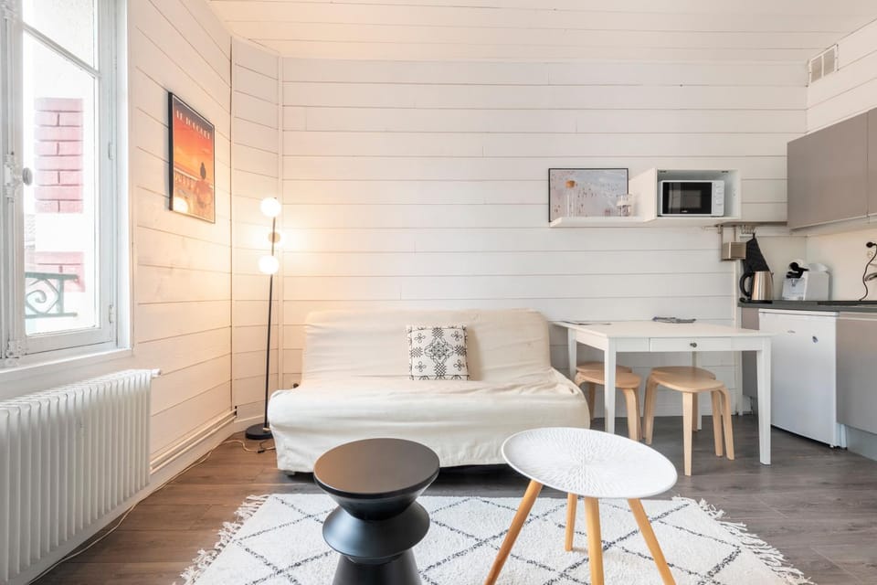 Joli studio plein centre proche plage avec Wi-fi Apartment in Hauts-de-France