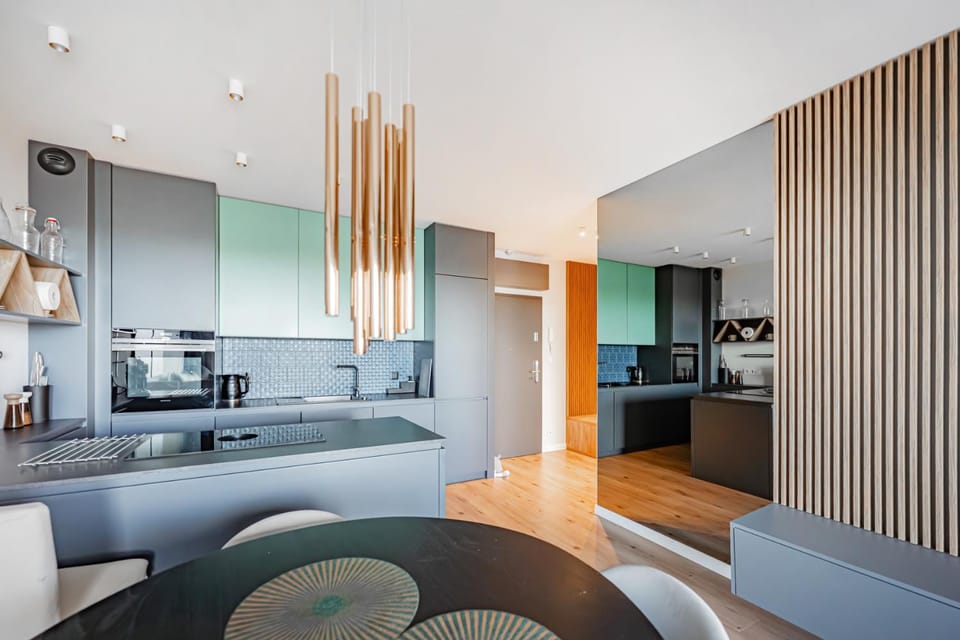 Kitchen or kitchenette, Dining area, oven, stove