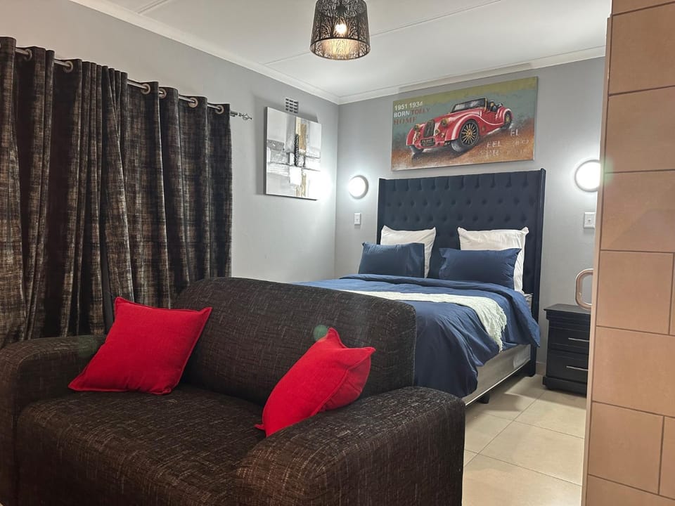6 the Curve Unit 13 Apartment in Johannesburg