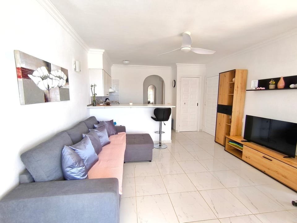 Bed, TV and multimedia, Kitchen or kitchenette, Photo of the whole room, Seating area, Evening entertainment