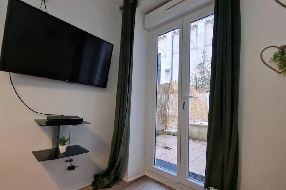 TV and multimedia, Balcony/Terrace
