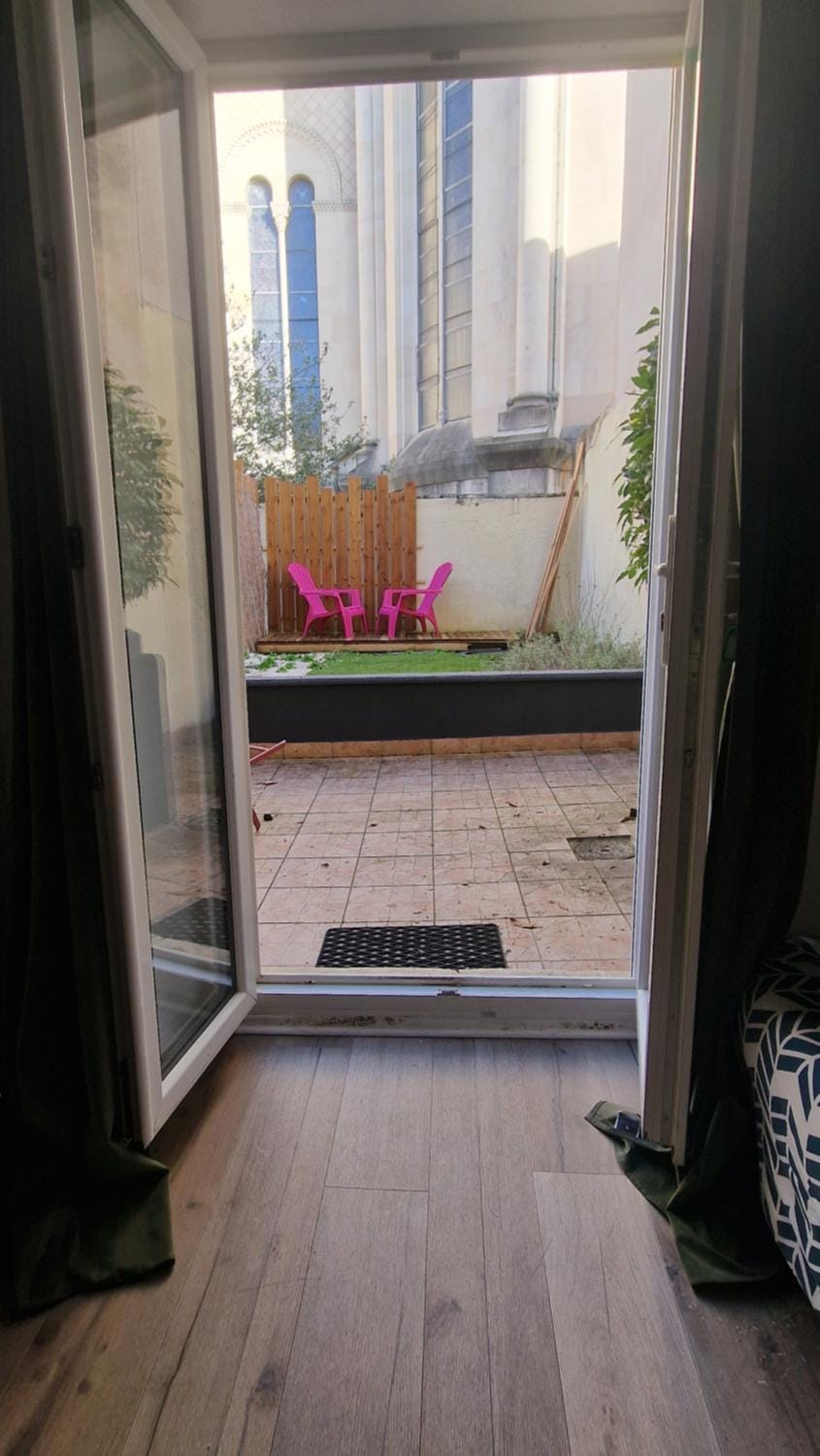 Le Jeanne d'Arc avec sa terrasse By UnSejourANancy Fr Apartment in Nancy