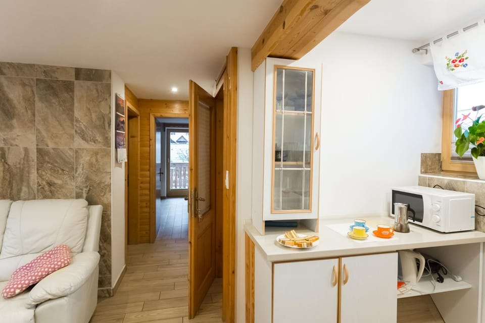 Coffee/tea facilities, minibar