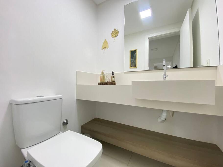 Apartamento com vista ampla para o mar. Apartment in Florianopolis