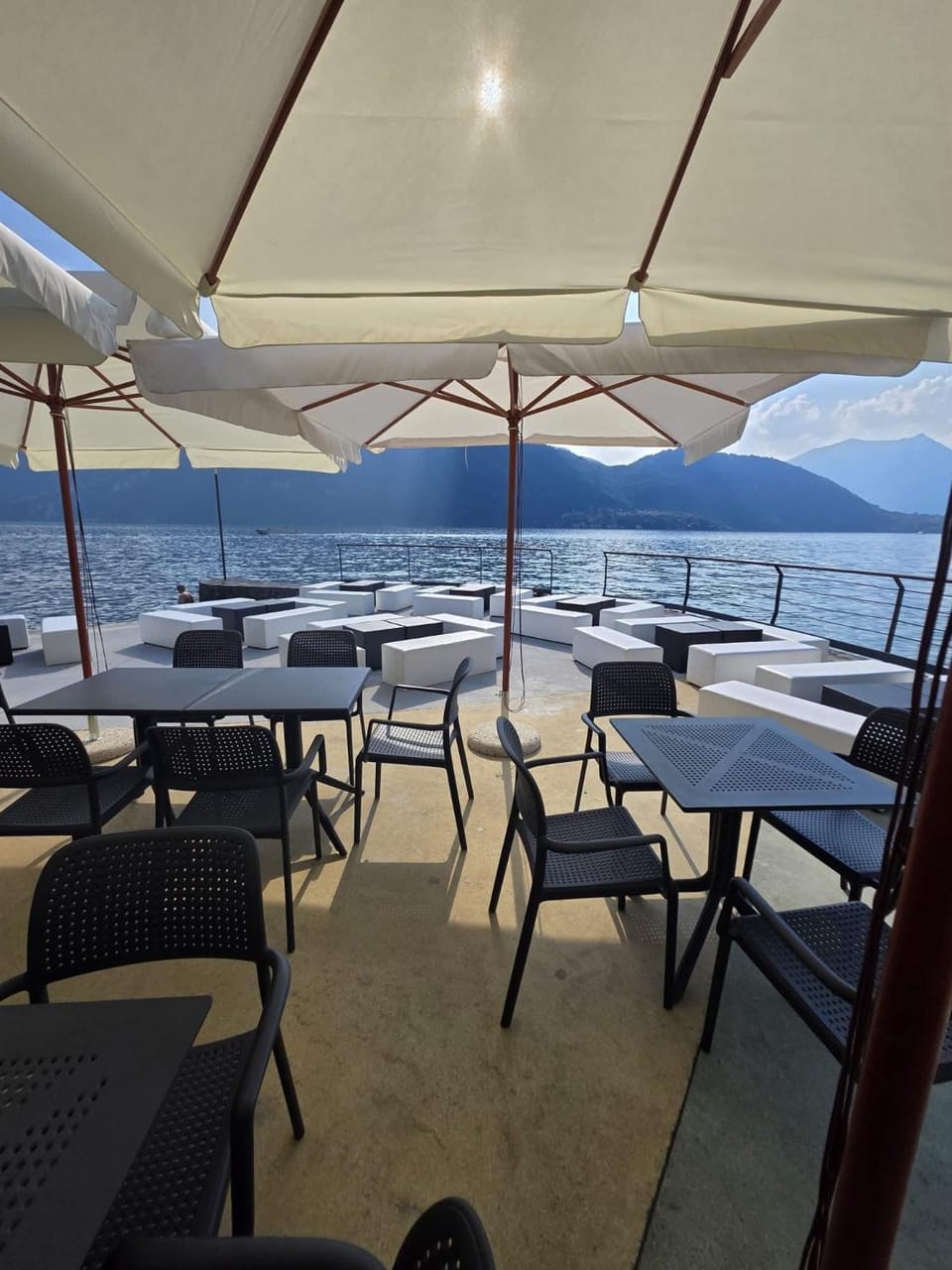 La Casetta di Laura intera casa indipendente a chi piace il silenzio vista lago 5 chilometri da Varenna House in Lierna