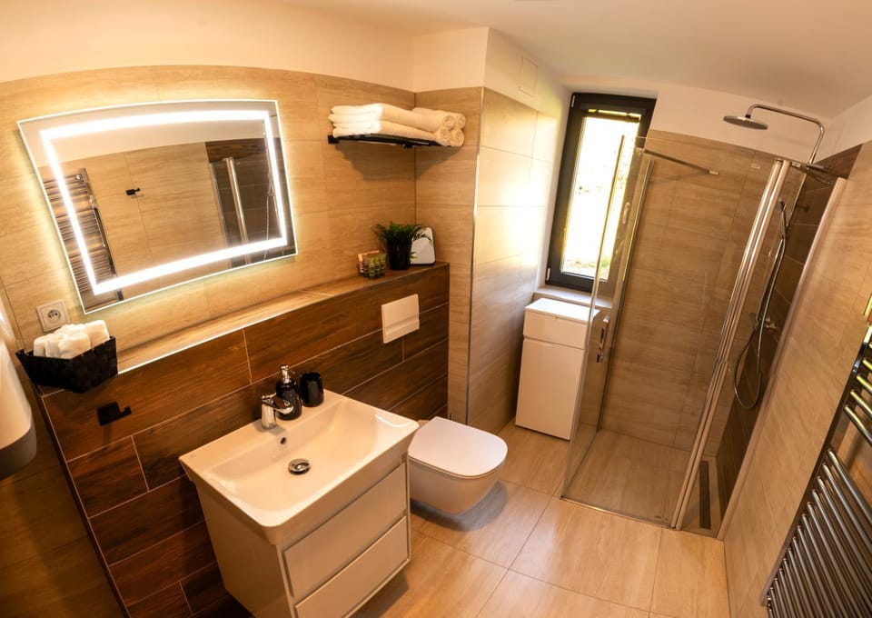 Bathroom, towels