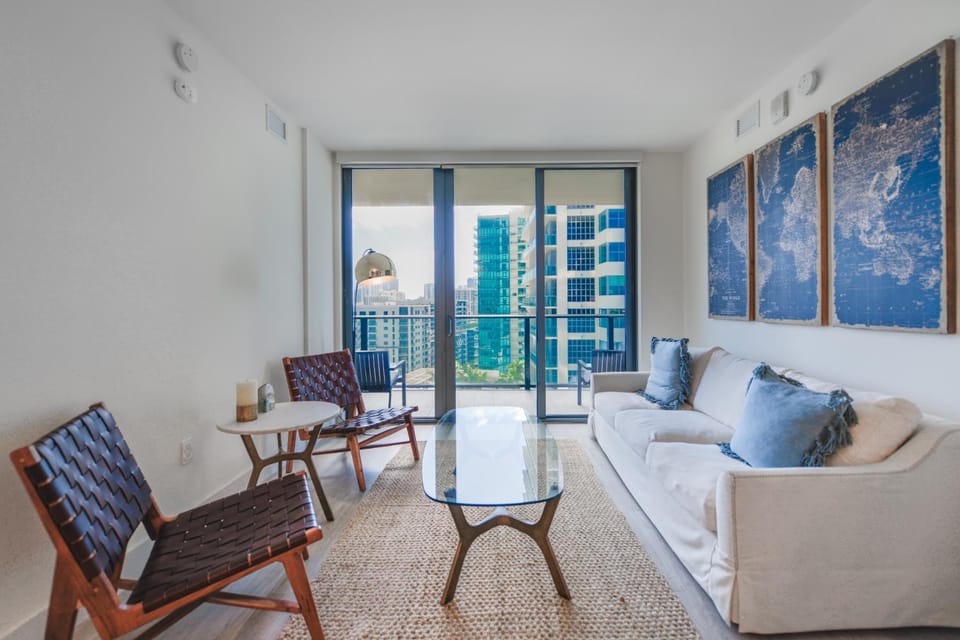 View (from property/room), Balcony/Terrace, Living room, Seating area
