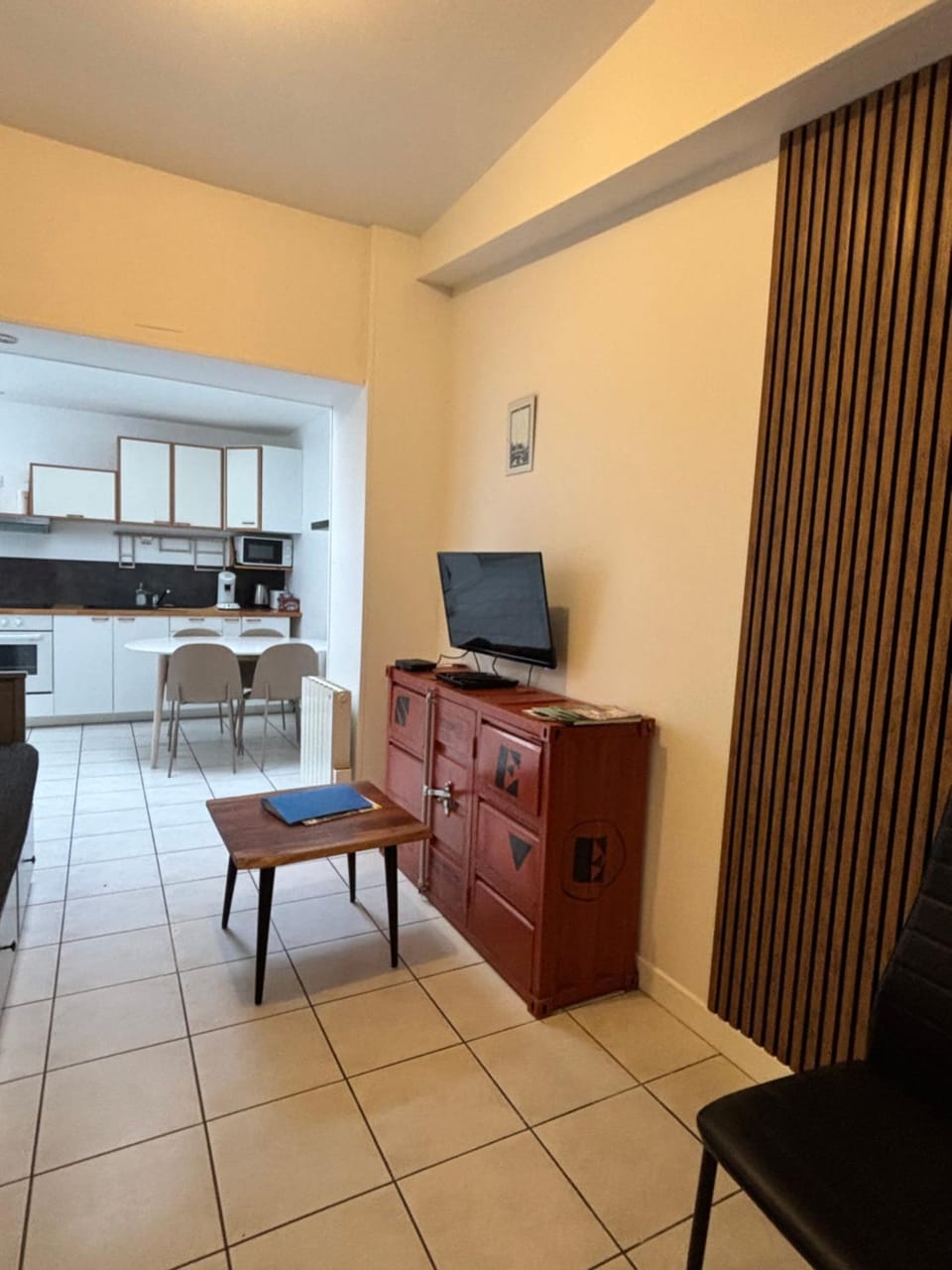 TV and multimedia, Kitchen or kitchenette