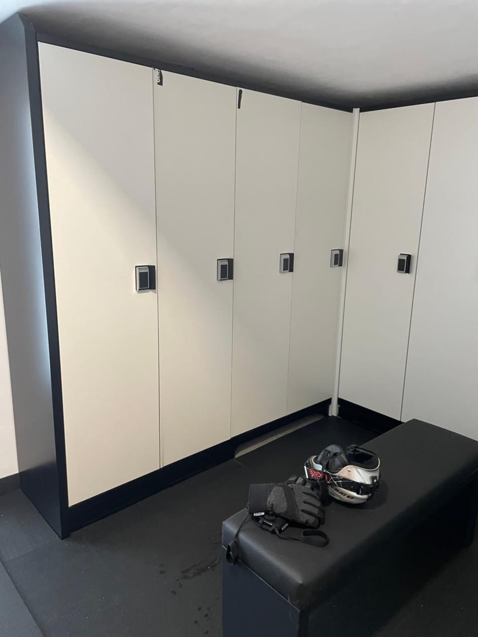 locker