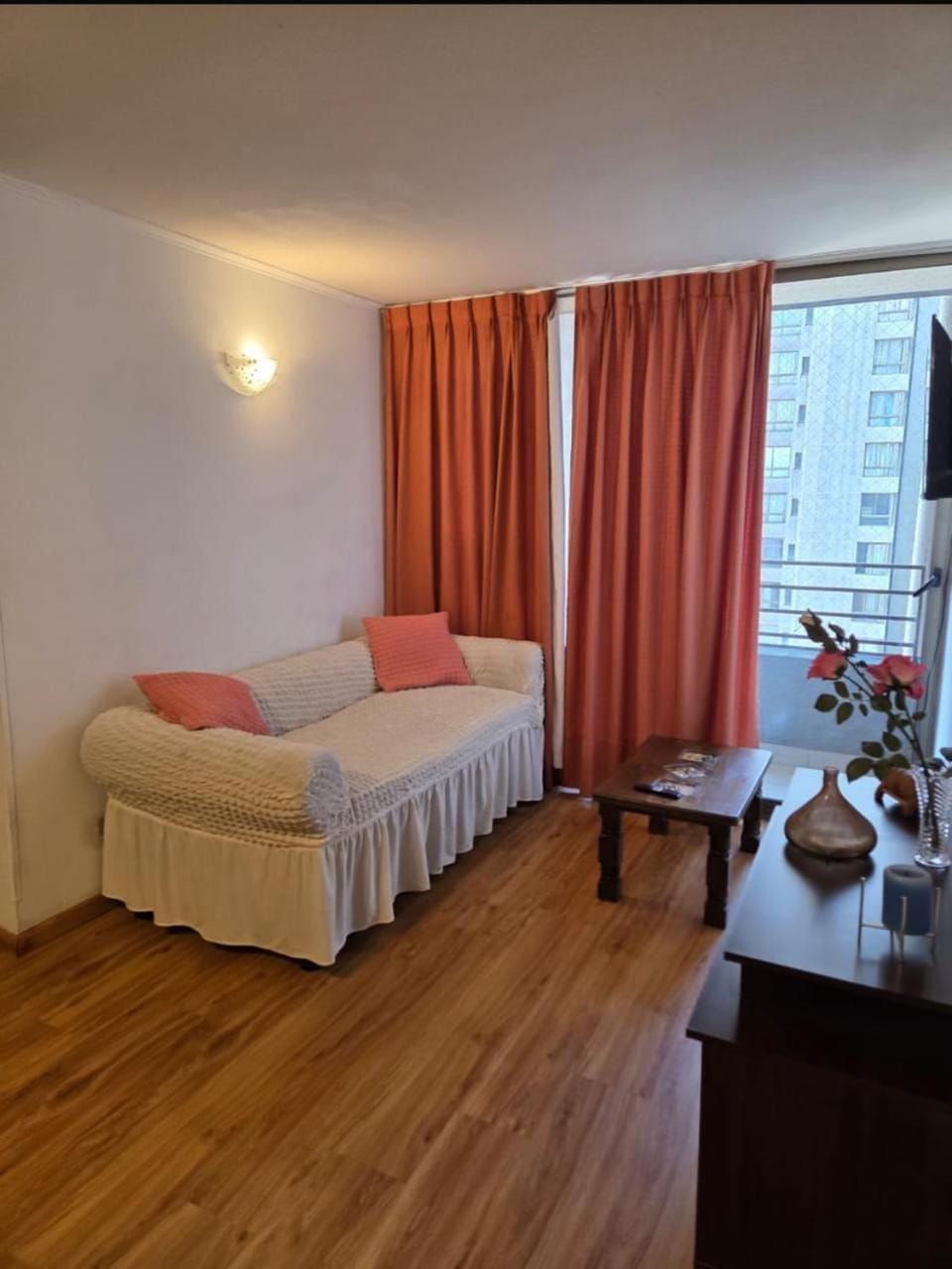 Céntrico Depto 2 Dormitorio Apartment in Santiago