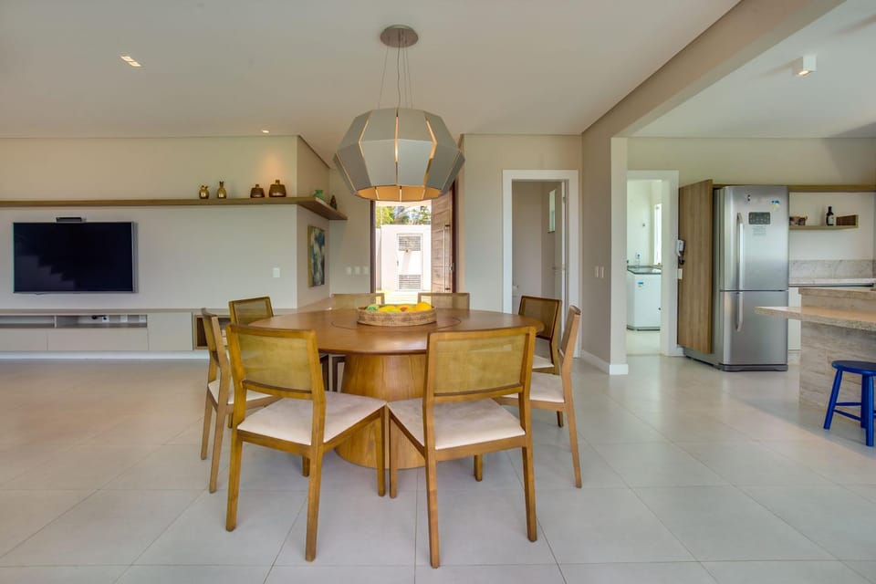TV and multimedia, Kitchen or kitchenette, Living room, Seating area, Dining area, minibar, pet friendly
