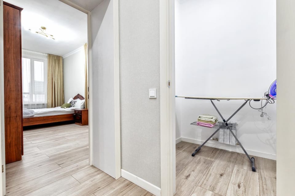 Bed, Photo of the whole room, Bedroom, furniture, towels