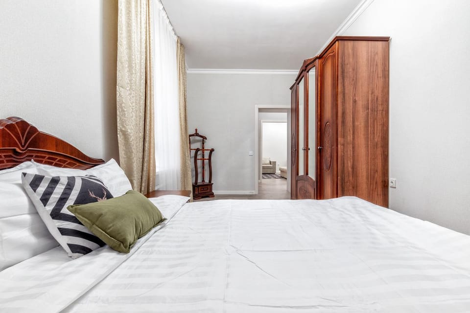 Bed, Photo of the whole room, Bedroom, wardrobe