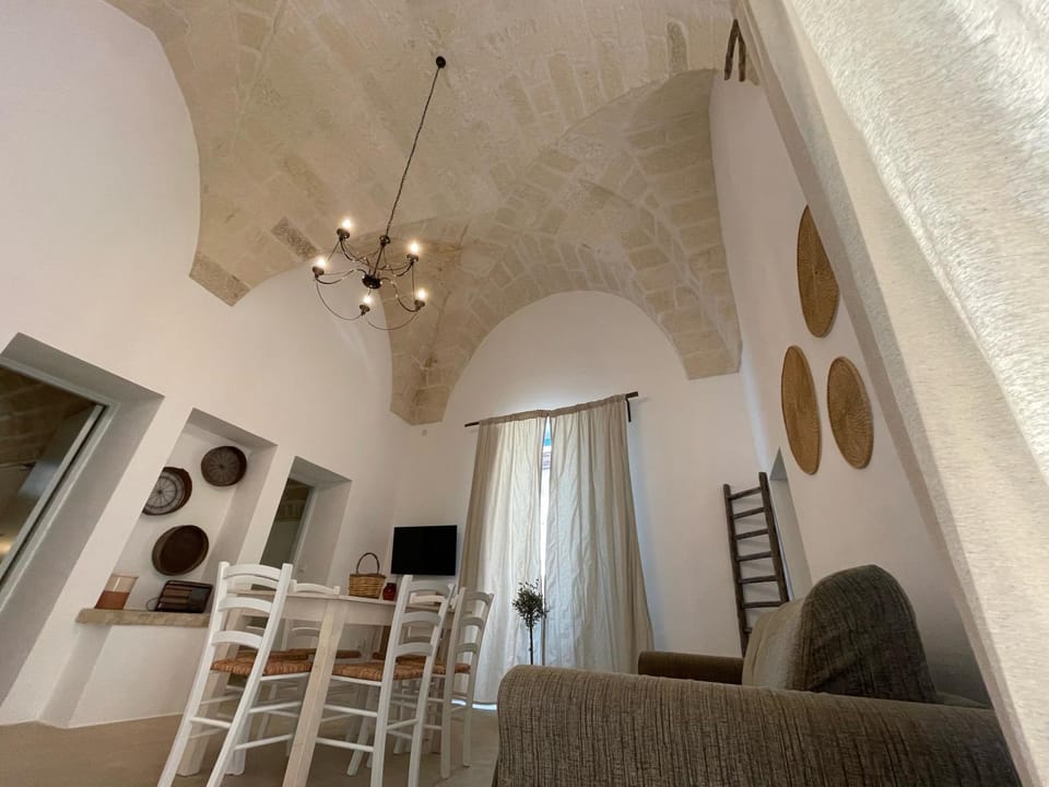 La Corte dei Colori House in Apulia