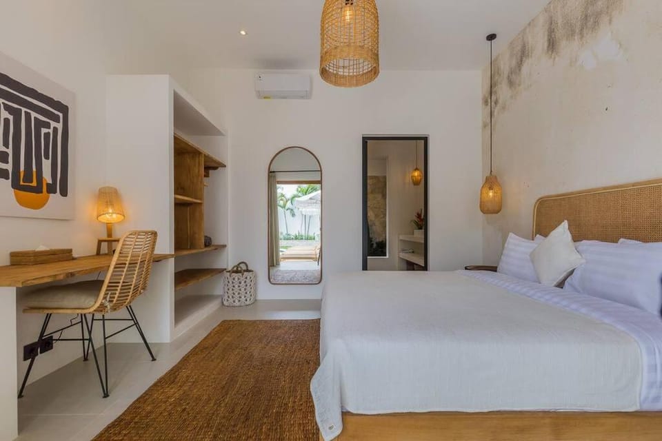 Villa Kiara our Paradise in Seminyak 5 bedrooms 12m private pool House in Kuta