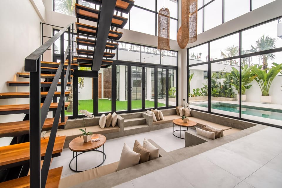 Seating area, Pool view, Swimming pool