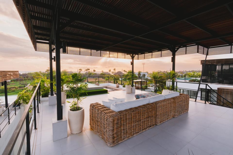 Patio, Day, Natural landscape, View (from property/room), Balcony/Terrace, Pool view, Swimming pool