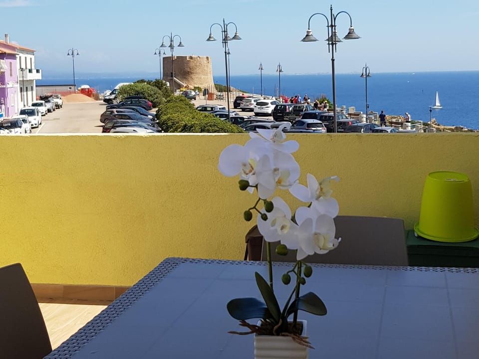 View (from property/room), Balcony/Terrace, Sea view, Parking