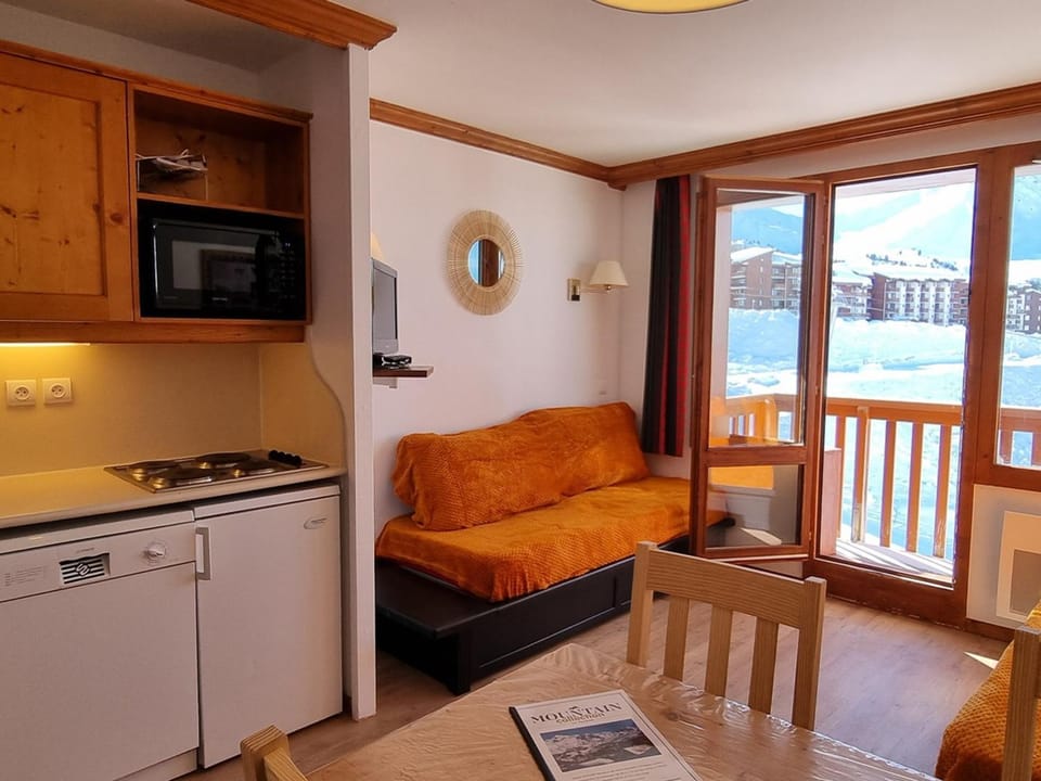 Appartement Coquet 2 Pièces au Cœur de Plagne Soleil - FR-1-181-2730 Apartment in Mâcot-la-Plagne