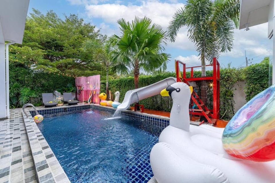 Luxurious and Playful 5 Bedroom Pool Villa - CC Villa in Pattaya City
