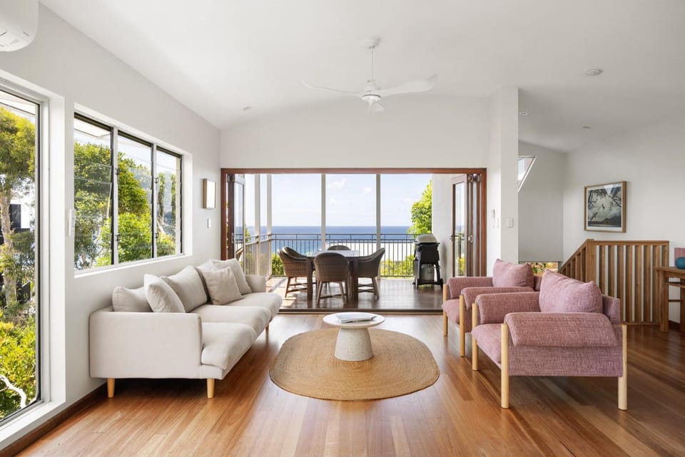 Tranquil Treetop Retreat with Pool and Ocean Views House in Sunrise Beach