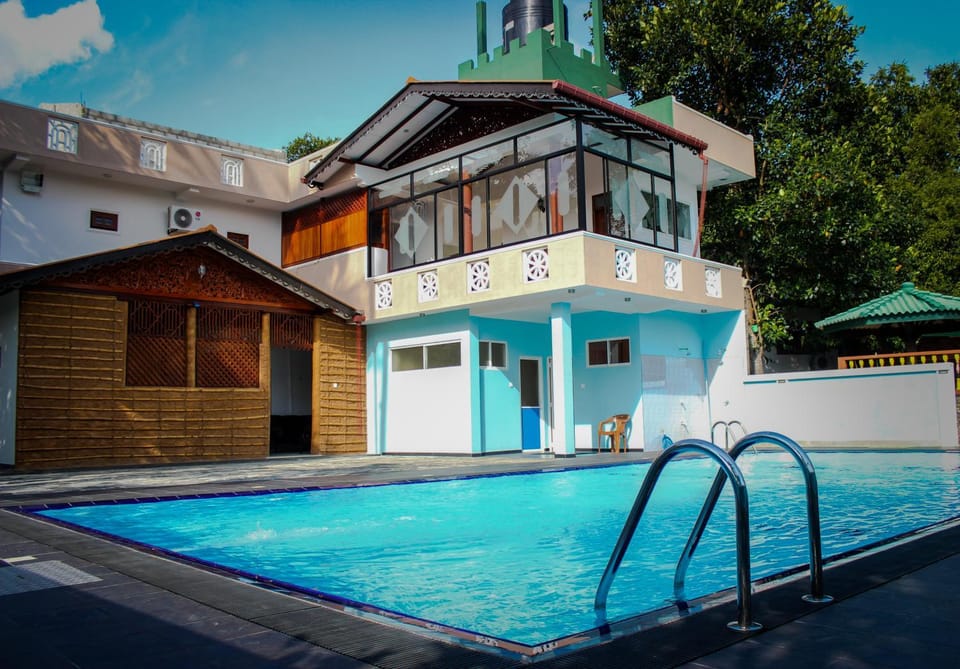 Pool view, Area and facilities, Swimming pool