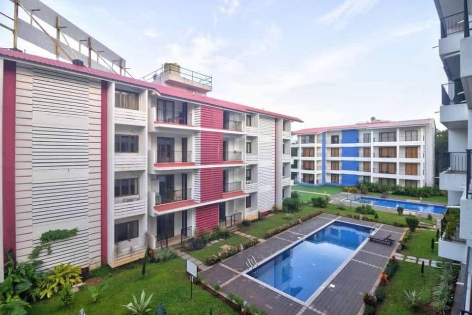 04-JenVin Luxury Homes - Pool view 2bed Apartment, North Goa Apartment in Baga