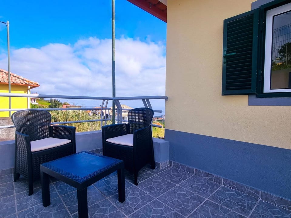 Patio, Staff, Staff, Off site, Day, Solarium, View (from property/room), Balcony/Terrace, Balcony/Terrace, Living room, Seating area, Dining area, City view, Garden view, Landmark view, Mountain view, Sea view, Street view, Seasons, group of guests, group of guests, Quiet street view, shuttle