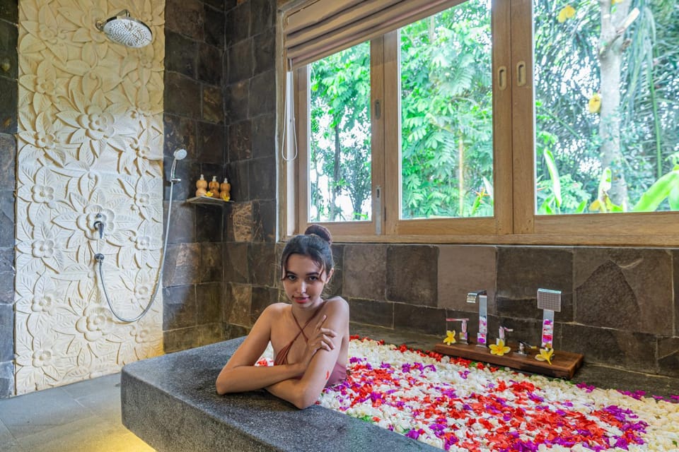 People, Hot Tub, Bathroom, Bath