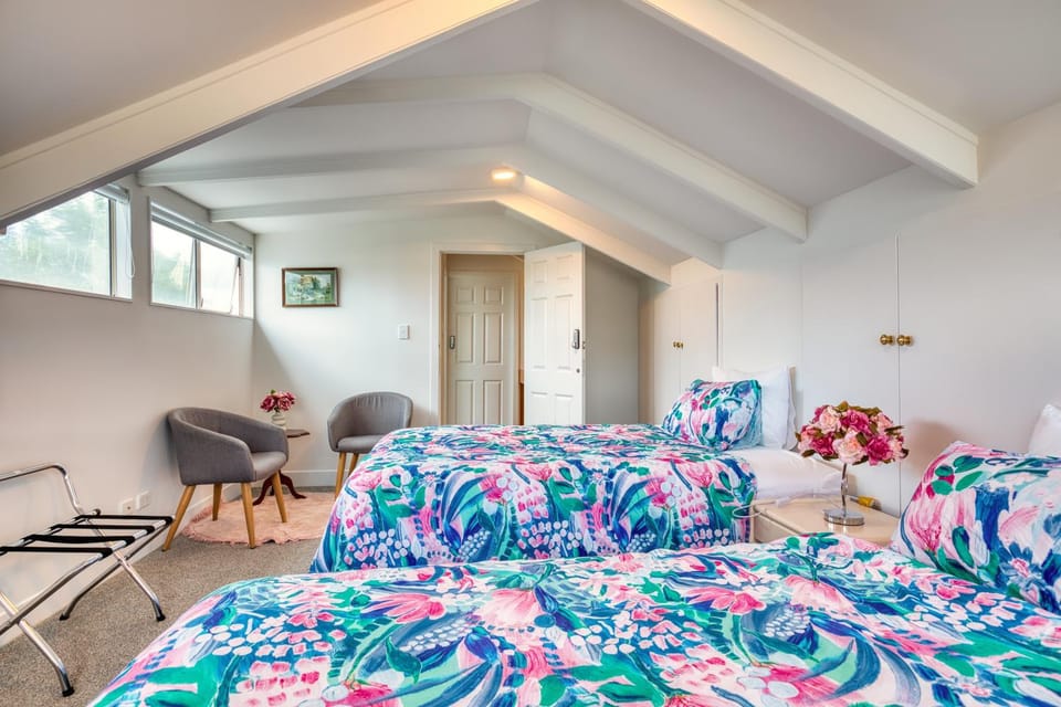 Villa near CBD and Globox Arena Villa in Hamilton