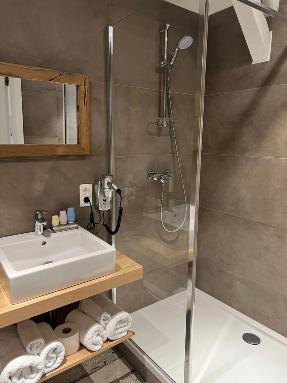 Elinoa Hotel in Brussels