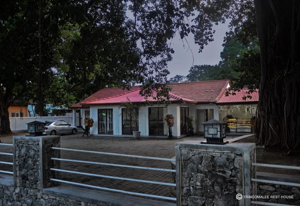 Trinco Rest House Hotel in Sri Lanka